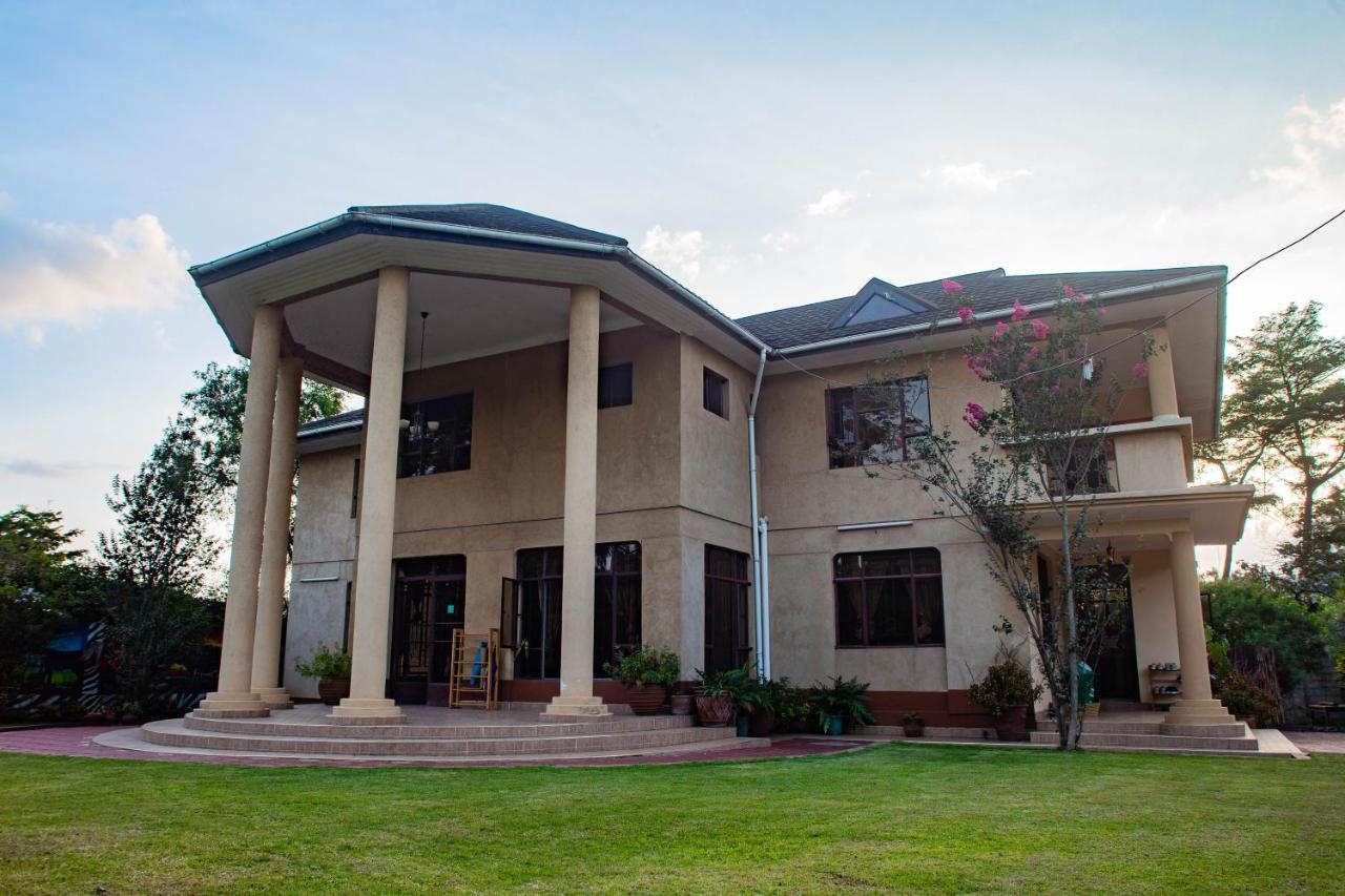 White House Of Tanzania Hostel Αρούσα Εξωτερικό φωτογραφία